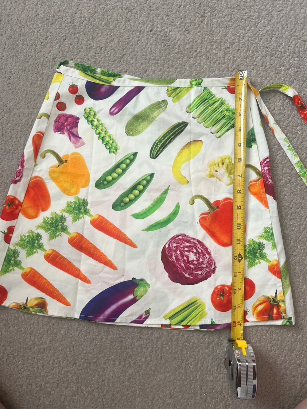Lisa Says Gah Tyler Mcgillivary Farmers Market Vegetables Print Skirt AND top sm - Picture 11 of 12